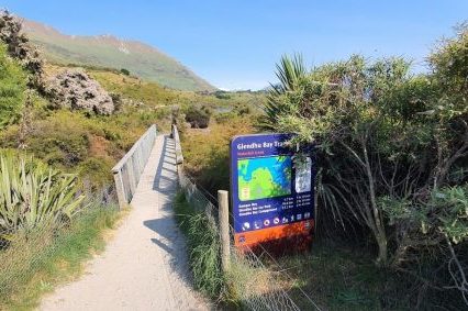 Start of the walk at Waterfall Creek to Glendhu Bay, Wanaka, Copyright Freewalks NZ (2)