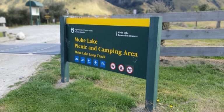 Drive into Moke Lake from Queenstown - Copyright Freewalks NZ