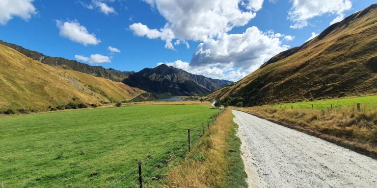 Drive into Moke Lake from Queenstown - Copyright Freewalks NZ