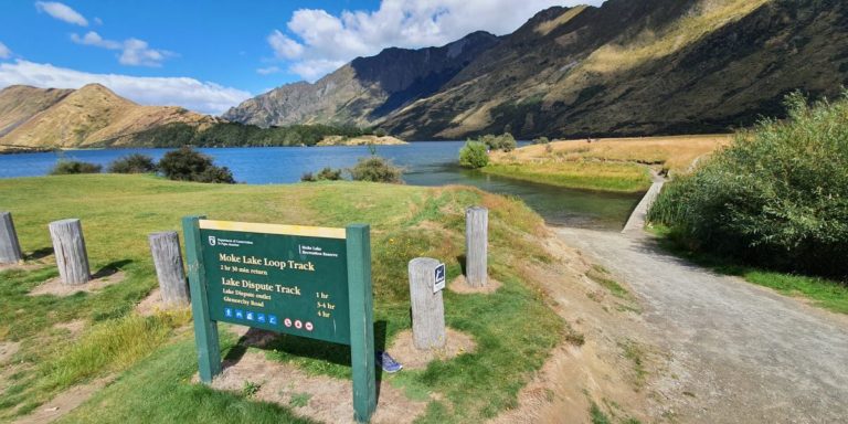 Sign at the start of Moke Lake look walk - Copyright Freewalks NZ