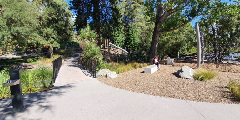 Entrance to the start of the Queenstown Gardens walk - Copyright Freewalks NZ