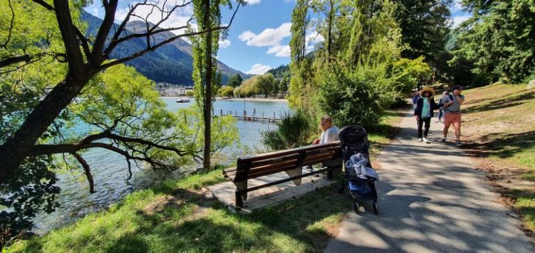 Queenstown Gardens Walk - Copyright Freewalks NZ