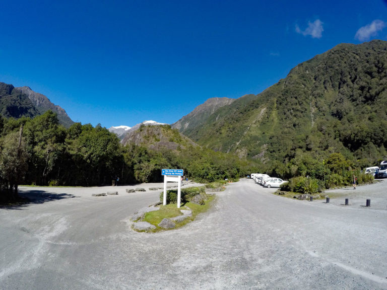 Franz Josef Glacier Carpark where the walk to the glacier begins