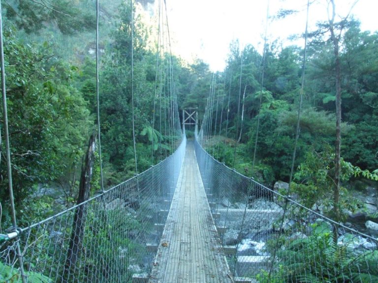 Waitawheta River Swing bridge
