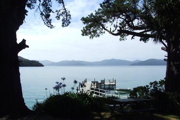 Start of day 1, arriving at Resolution Bay.