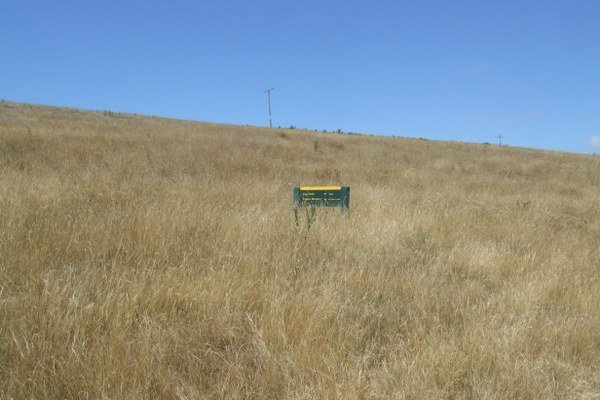 Sign on the way to the Godley Head Gun Emplacements