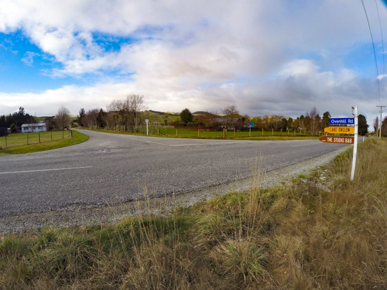 Turn off to Lake Onslow Road