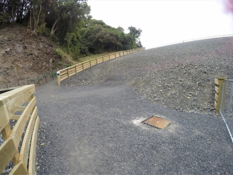 Ross Creek Reservoir Track - 9, Dunedin, South Island New Zealand - Copyright Freewalks.nz