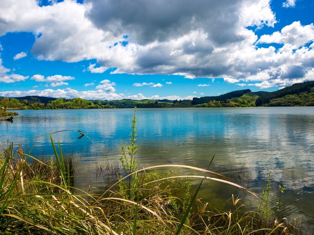 Free Peras Walk - North Island - New Zealand - View looking over Lake Tutira