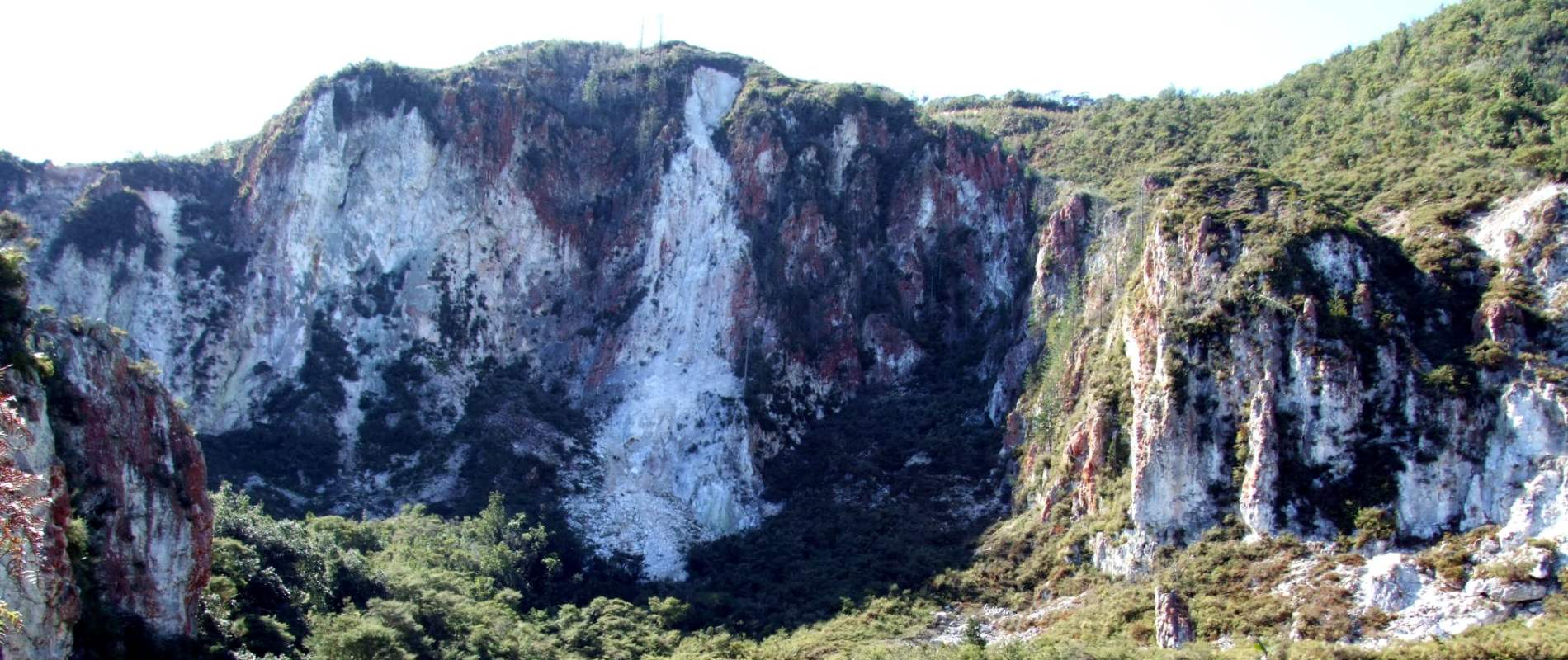 Rainbow Mountain Reserve Walk