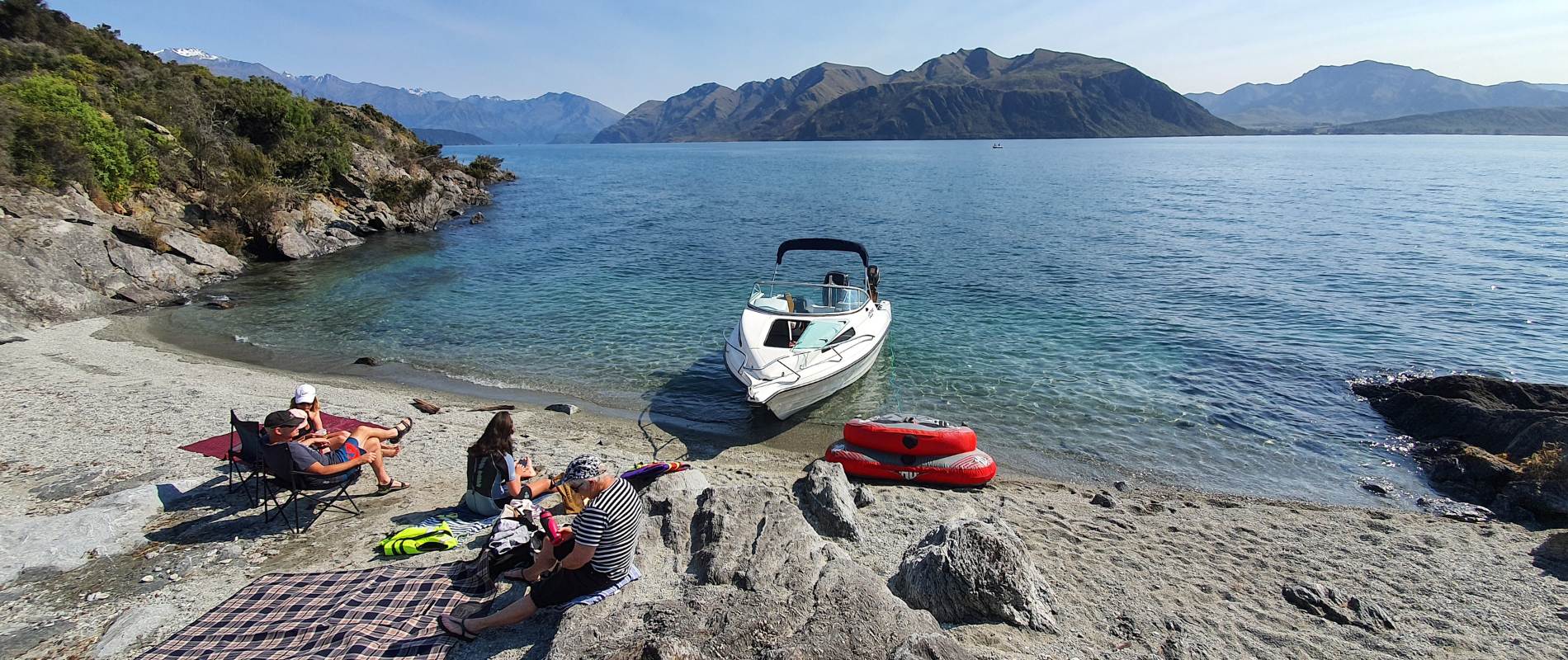 Summer on Glendhu Bay Track Walk in Wanaka