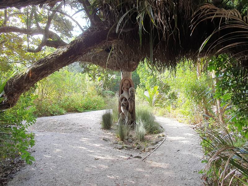 Couldrey House Lookout Walk in Wenderholm