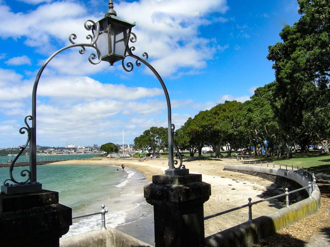 Devonport Heads Walk - Auckland - Copyright Freewalks.nz