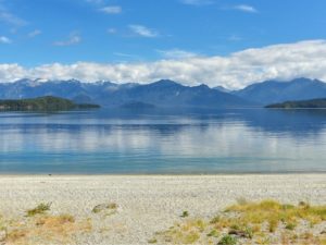 Free Manapouri Walking & Hiking Guide - Southland Region - New Zealand