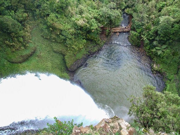 Looking over the top of the Bridal Veil Falls with the bottom platform in view