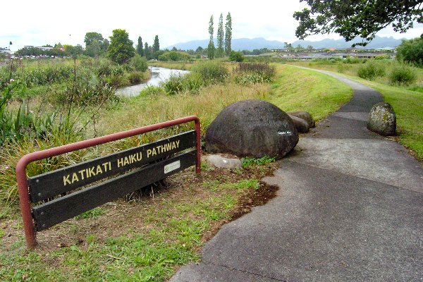 Sign at the start of the walk following the river