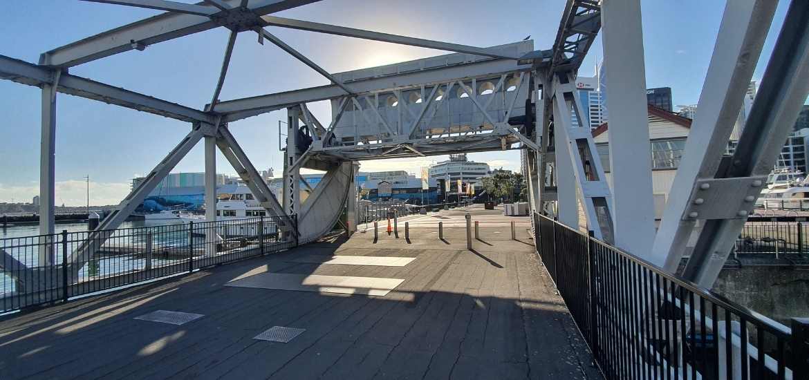 Looking back at the old drawbridge - Short Auckland Walk - Freewalks.nz