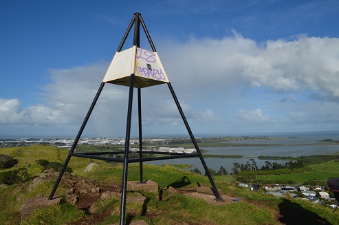 Mangere Mountain Peaks