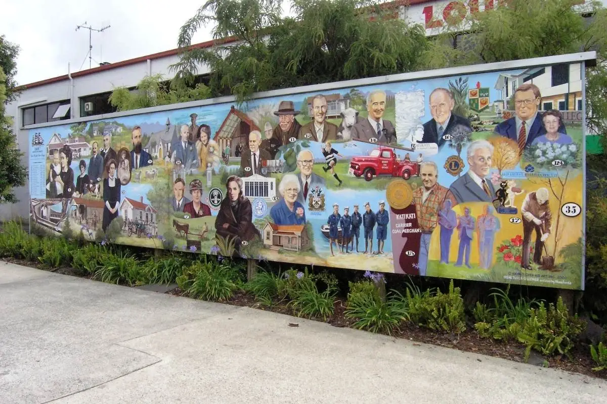 Katikati town Murals Walk