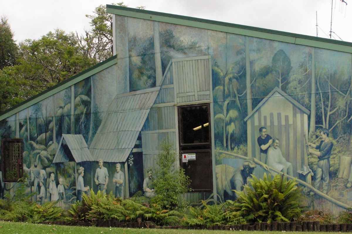 Katikati town Murals Walk