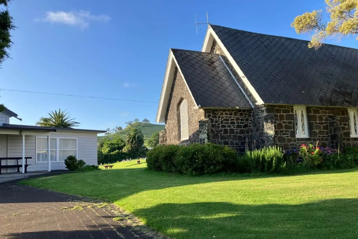 Mangere Mountain Loop Walk in Auckland